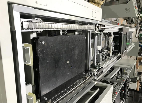 車(chē)載電腦組裝線